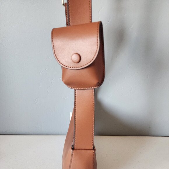 Oryany Crossbody "NEW" - Picture 6 of 16